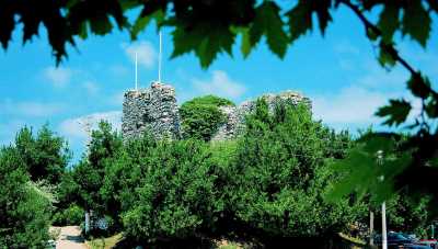 Akçakoca Ceneviz Kalesi